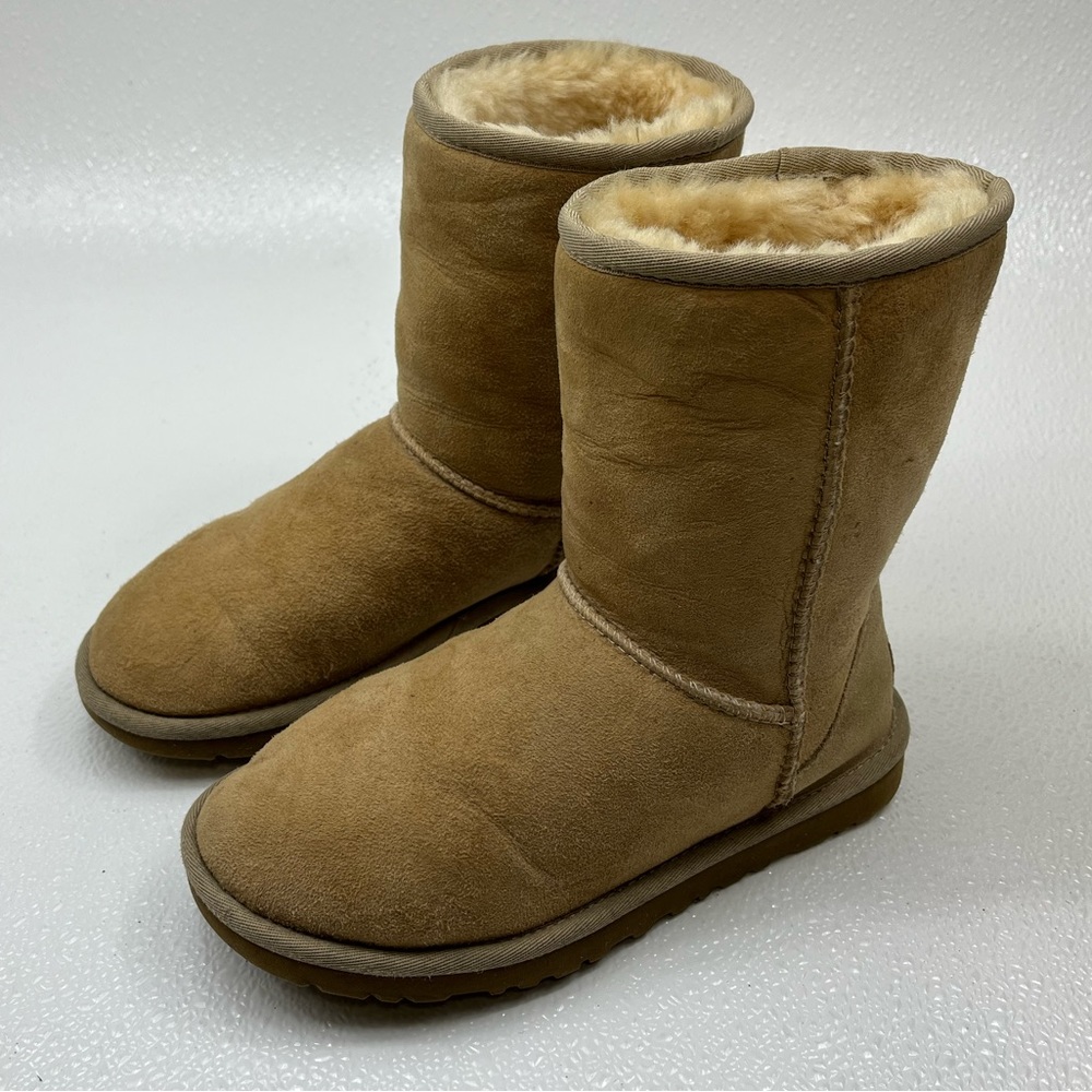 UGG Australia Leather Sand Natural Boots Women’s Size US 5